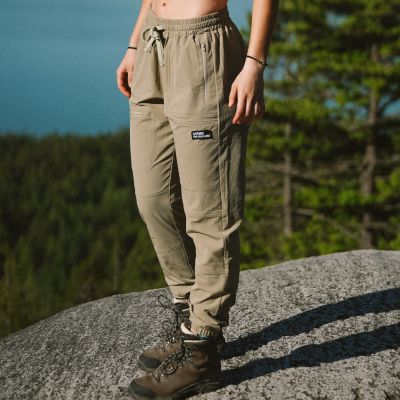 Notice The Reckless Hiking Pants