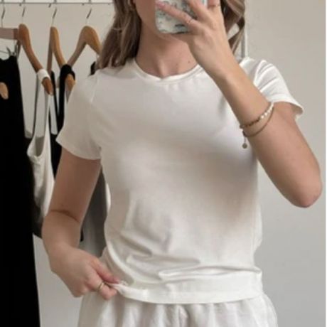 Daily Story Kelsea Baby Tee