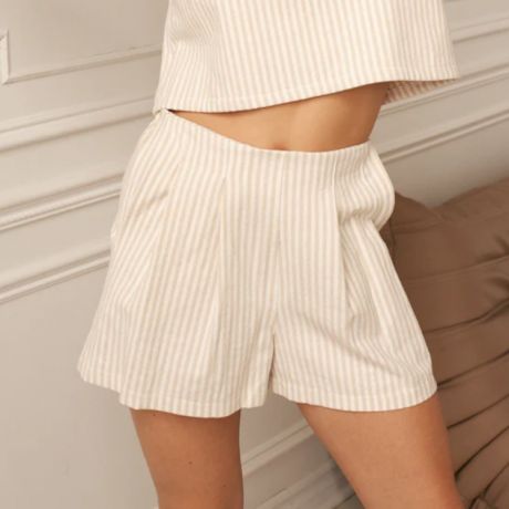 Daily Story Angie Shorts 