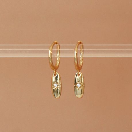 Horace Elavyo boucle oreille