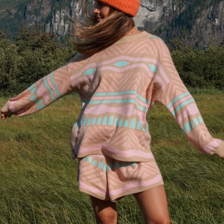 Notice The Reckless Paradise Island Set Top